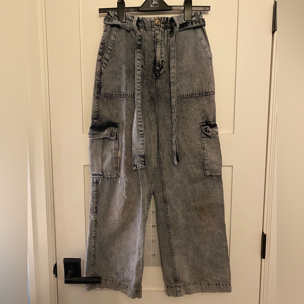 Urban outfitters - BDG - Acid Wash cargo Jeans